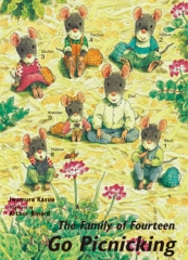 The Family of Fourteen Go Picnicking　14ひきのぴくにっく・英語版